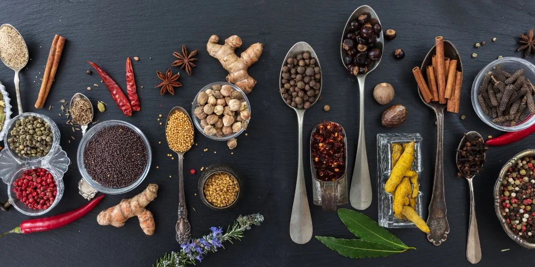 Different types of spices and herbs used in alcohol infusion